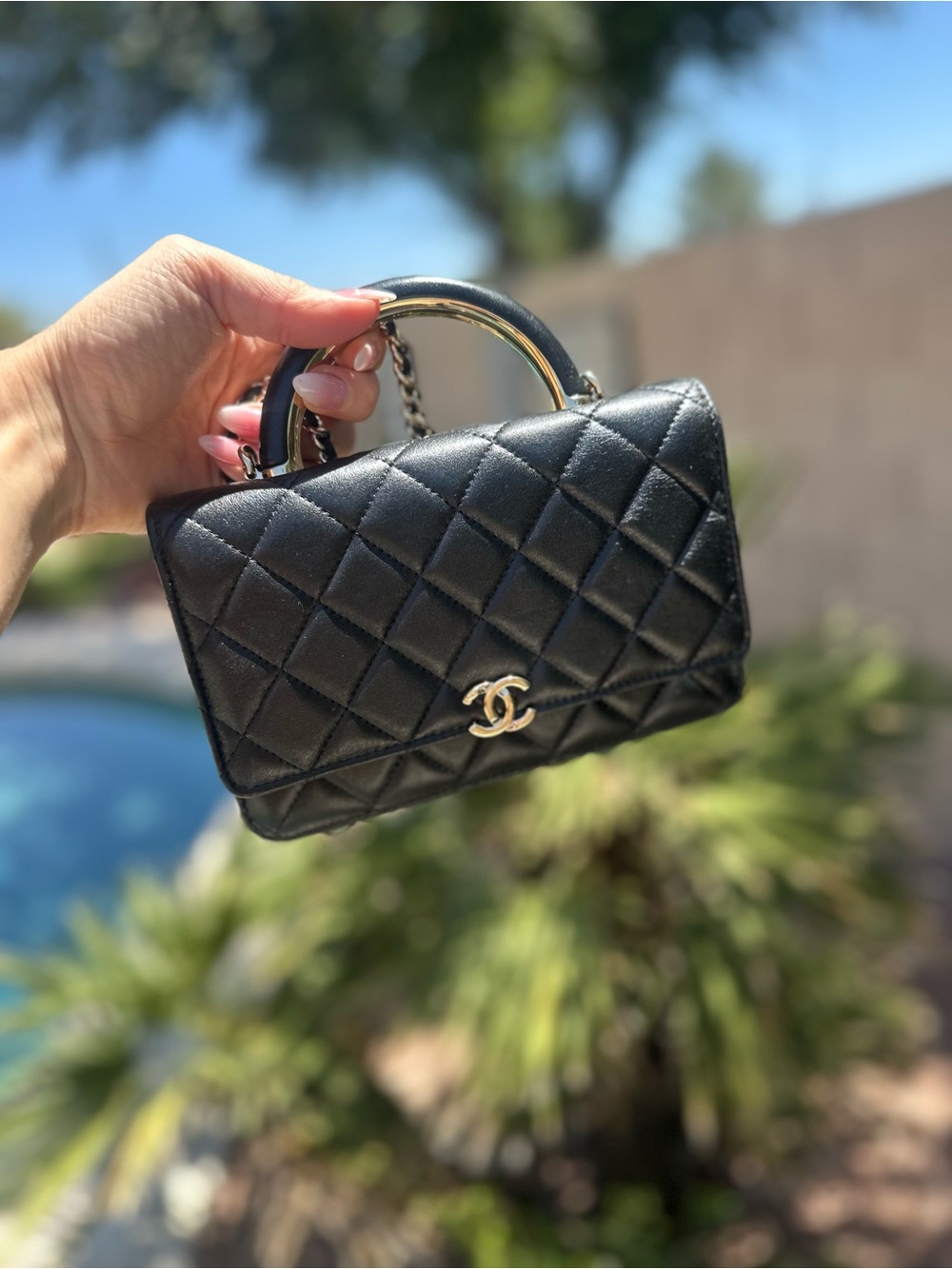 Chanel Wallet On Chain with Handle Lambskin & Gold Black - Picture 5 of 16